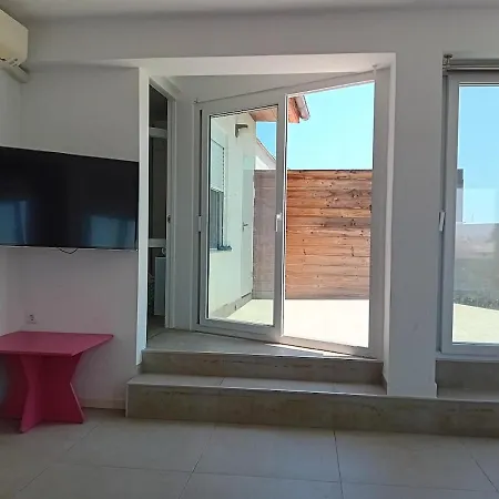 Penthouse In Διαμέρισμα *